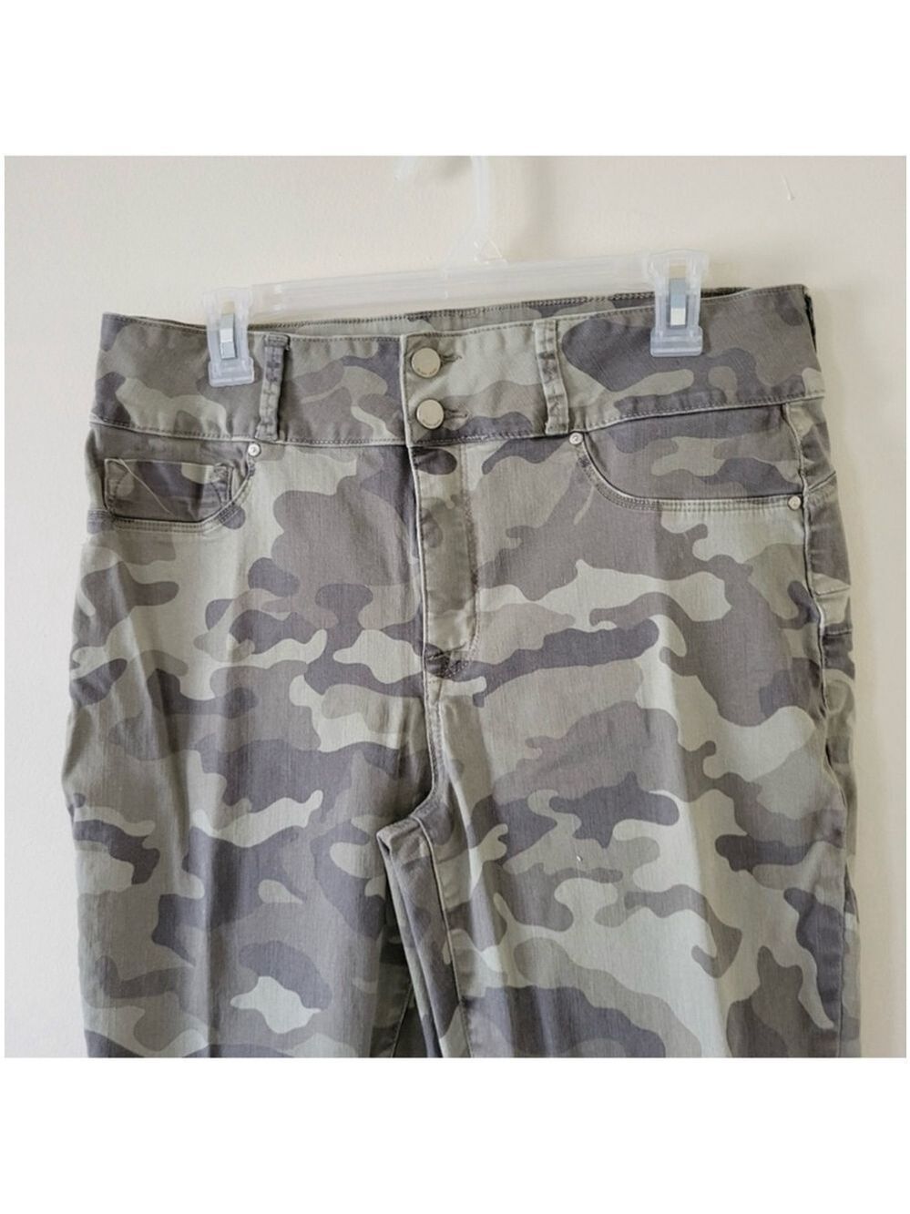 Seven7 Curvy High-Rise Camo Skinny Jeans Women’s 14 Stretch - Picture 3 of 11